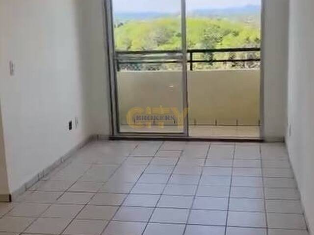 #930 - Apartamento para Venda em Cuiabá - MT