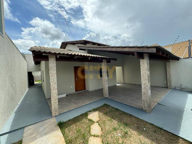 #989 - Casa em condomínio para Venda em Cuiabá - MT - 1